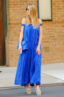 Heidi Klum feet photo thumbnail