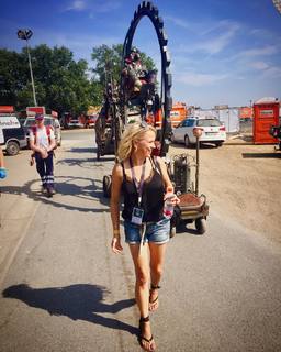 Nova Meierhenrich feet photo thumbnail