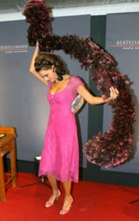 Verona Pooth feet photo thumbnail