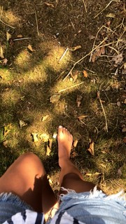 Nina Agdal feet photo thumbnail