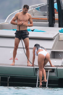 Nicole Scherzinger feet photo thumbnail