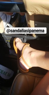 Anitta feet photo thumbnail