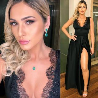 Lívia Andrade feet photo thumbnail