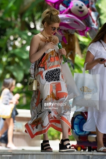 Katheryn Winnick feet photo thumbnail