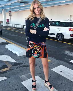 Chiara Ferragni feet photo thumbnail