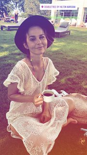 Paulina Sykut feet photo thumbnail