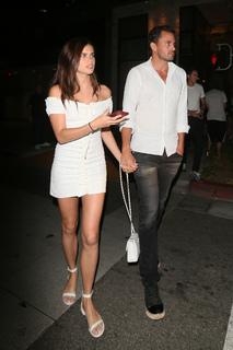 Sara Sampaio feet photo thumbnail