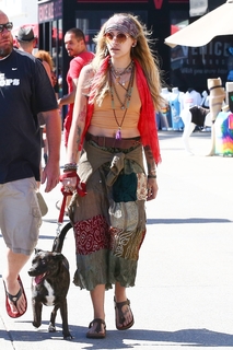 Paris Jackson feet photo thumbnail
