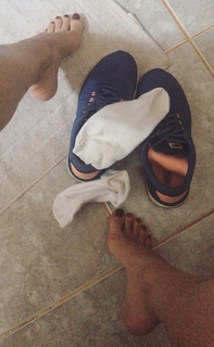 Alaine Crissiê feet photo thumbnail