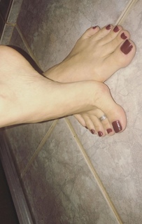 Alaine Crissiê feet photo thumbnail