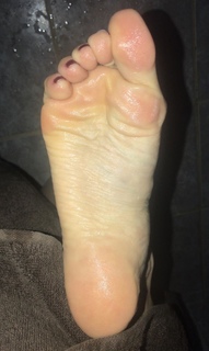 Alaine Crissiê feet photo thumbnail