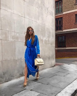Xenia Tchoumitcheva feet photo thumbnail
