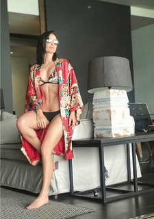 Cynthia Rodríguez feet photo thumbnail