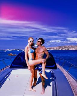 Chiara Ferragni feet photo thumbnail