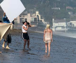 Lady Gaga feet photo thumbnail