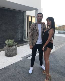 Georgina Rodríguez feet photo thumbnail
