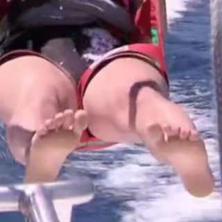 Brie Garcia feet photo thumbnail