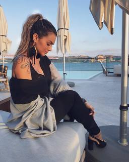 Kelly Key feet photo thumbnail