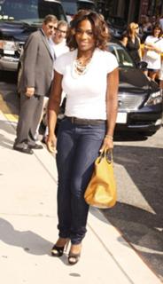 Serena Williams feet photo thumbnail