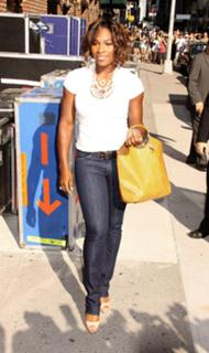 Serena Williams feet photo thumbnail
