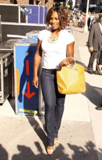 Serena Williams feet photo thumbnail