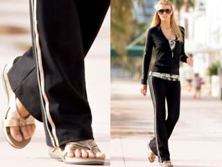 Paige Butcher feet photo thumbnail