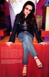 Mila Kunis feet photo thumbnail