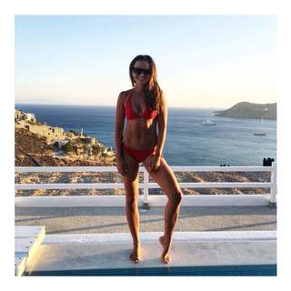 Anna Lewandowska feet photo thumbnail