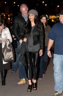 Nicole Scherzinger feet photo thumbnail