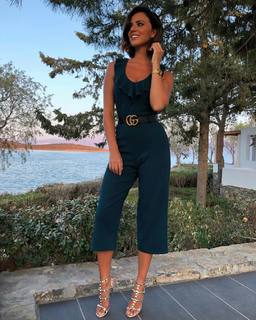 Lucy Mecklenburgh feet photo thumbnail