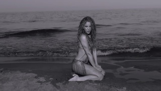 Shakira feet photo thumbnail