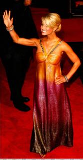 Jessica Simpson feet photo thumbnail