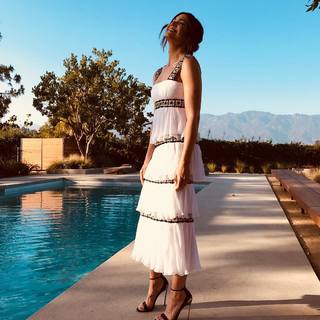 Mandy Moore feet photo thumbnail