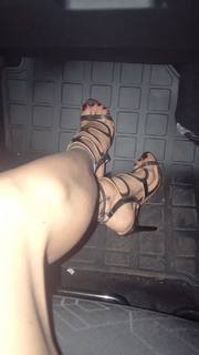 Alaine Crissiê feet photo thumbnail