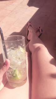 Alaine Crissiê feet photo thumbnail