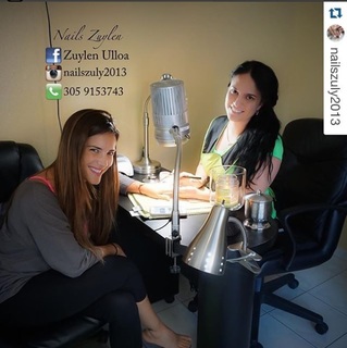 Gaby Espino feet photo thumbnail