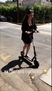 Jessica Lowndes feet photo thumbnail