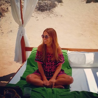 Paula Echevarría feet photo thumbnail