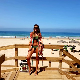 Paula Echevarría feet photo thumbnail