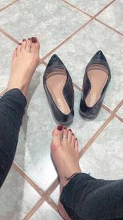 Alaine Crissiê feet photo thumbnail