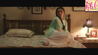 Alia Bhatt feet photo thumbnail