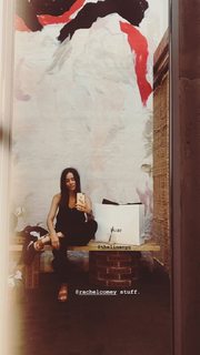 Abigail Spencer feet photo thumbnail