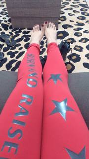 Alaine Crissiê feet photo thumbnail