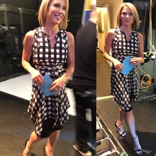 Amy Robach feet photo thumbnail
