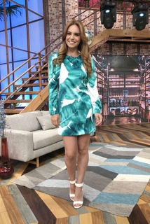 Tania Rincón feet photo thumbnail