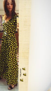 Abigail Spencer feet photo thumbnail