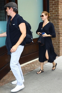 Amy Adams feet photo thumbnail