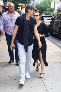 Amy Adams feet photo thumbnail
