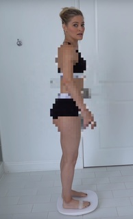 Justine Ezarik feet photo thumbnail