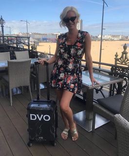 Denise Van Outen feet photo thumbnail